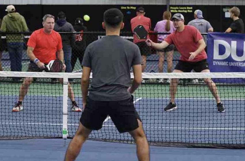  Cómo defenderse del stacking en pickleball: claves para neutralizar esta táctica