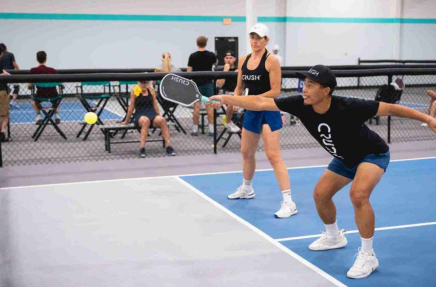  Cómo ejecutar un ‘speed up’ en pickleball: consejos avanzados para mejorar tu juego