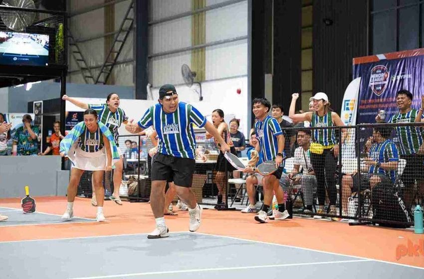 como hacer amigos a traves del pickleball