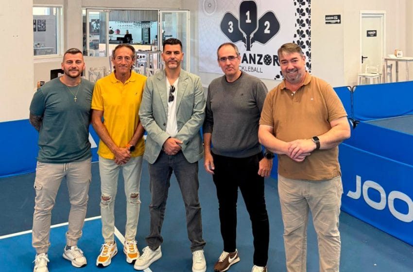 el comite de pickleball de la rfet visita la sede del i campeonato de espana de pickleball