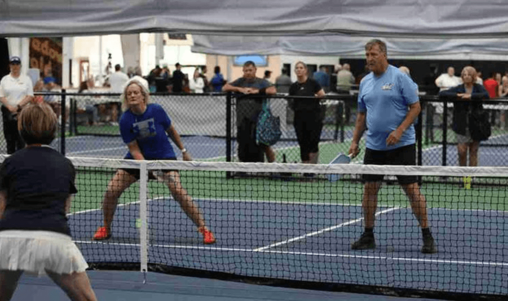 estrategias clave dobles senior pickleball