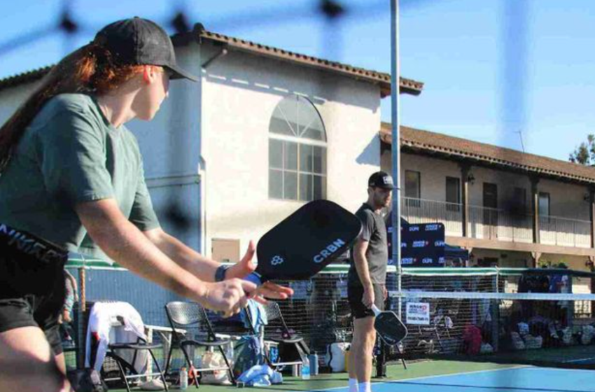  Cómo jugar de forma agresiva en pickleball sin asumir riesgos innecesarios